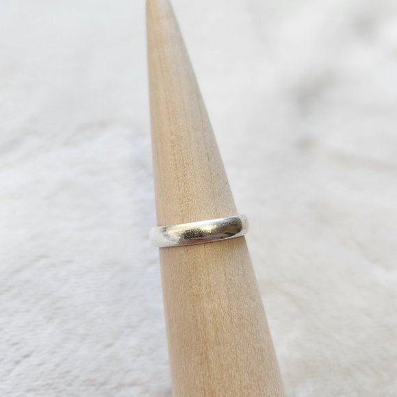 Sterling Silver and Blue Kyanite Ring Size 7 - Picture 6 of 6